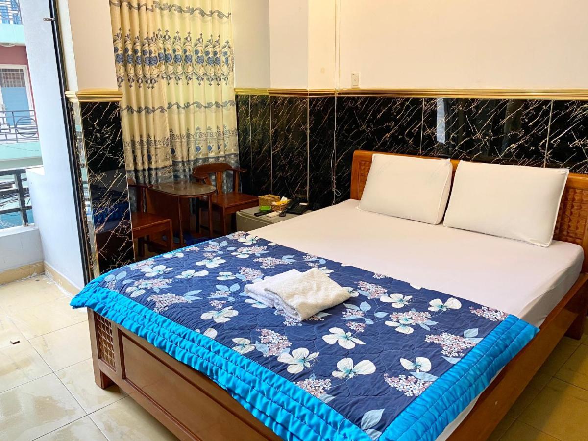 Ngoc Trinh Hotel Bandar Ho Chi Minh Luaran gambar