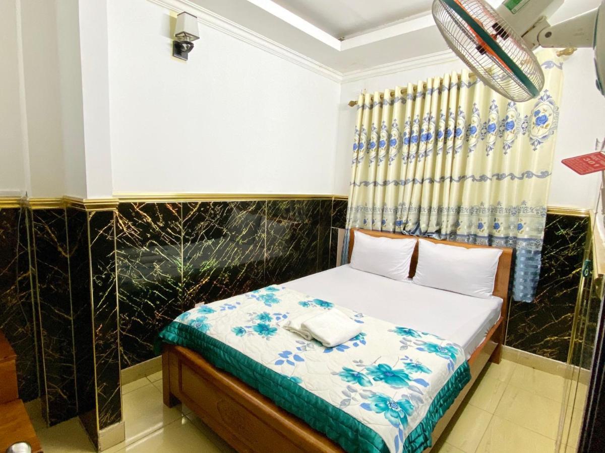 Ngoc Trinh Hotel Bandar Ho Chi Minh Luaran gambar