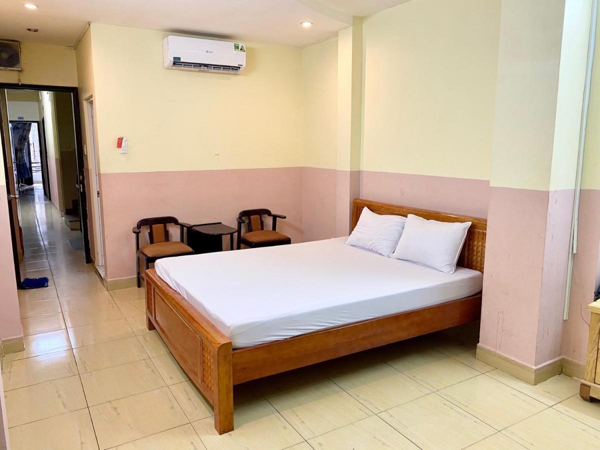 Ngoc Trinh Hotel Bandar Ho Chi Minh Luaran gambar