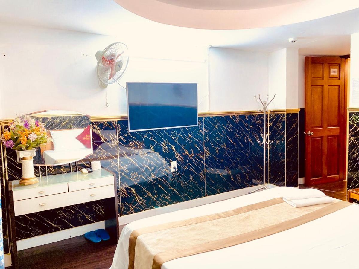 Ngoc Trinh Hotel Bandar Ho Chi Minh Luaran gambar